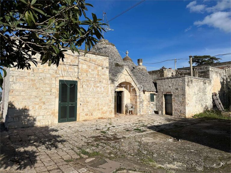 AK-023/2025 Trulli con terreno